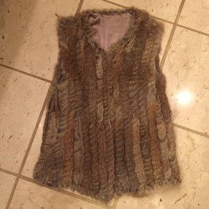 Faux fur vest that’s never been worn